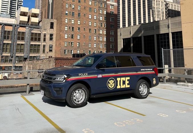 Administración de Trump inició operativos migratorios en Chicago y Boston