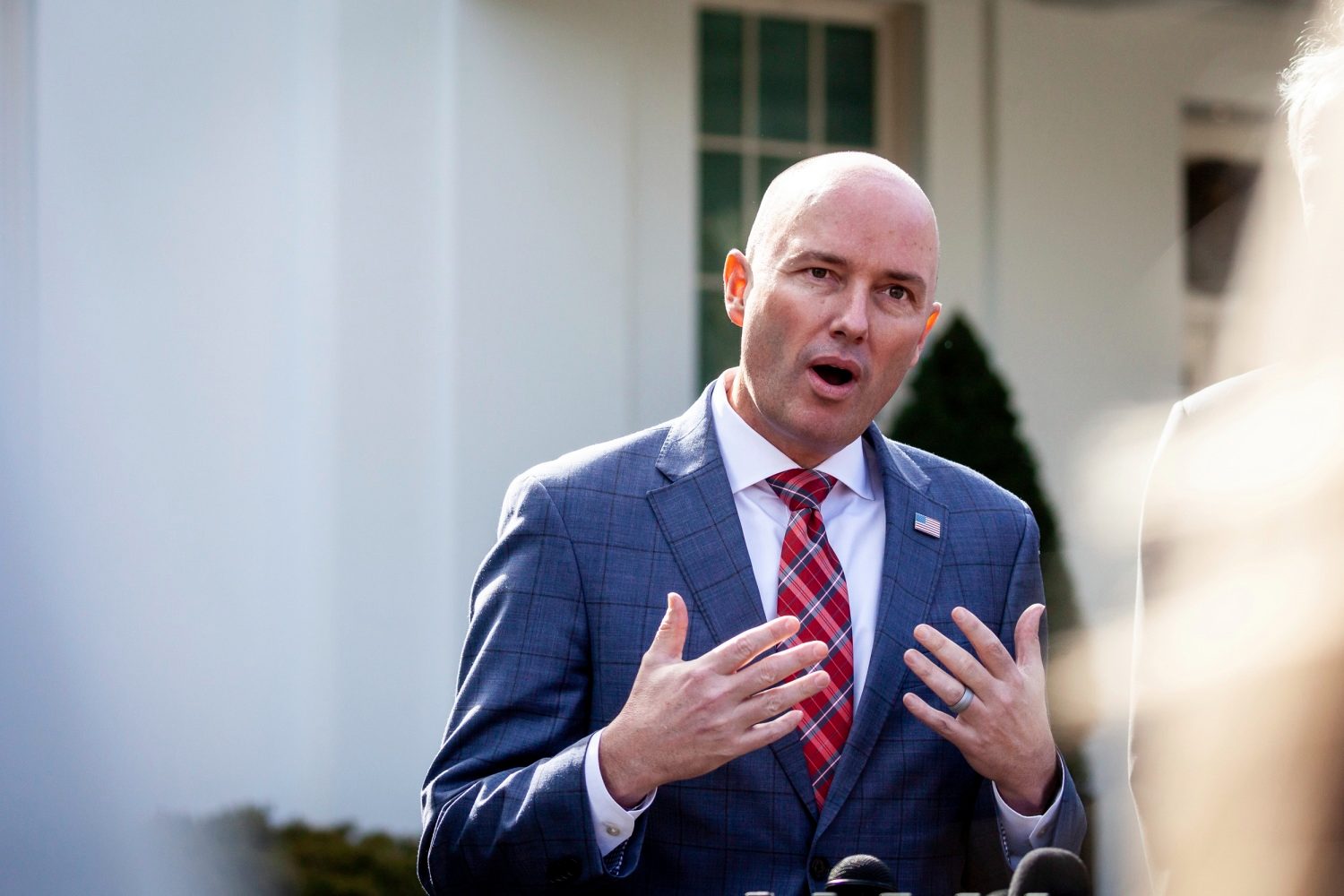 Gobernador de Utah conversó con Trump y prometió llevar al asesino de Charlie Kirk ante la justicia