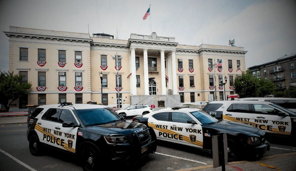 La sorprendente cantidad de cocaína que le hallaron a un inmigrante dentro de su casa en Nueva York