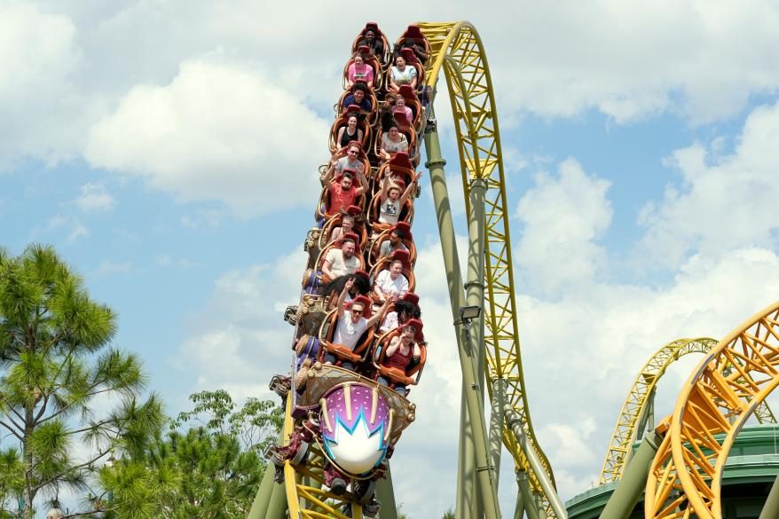 Revelan la causa de muerte del hombre que perdió la vida en una montaña rusa de Universal en Florida