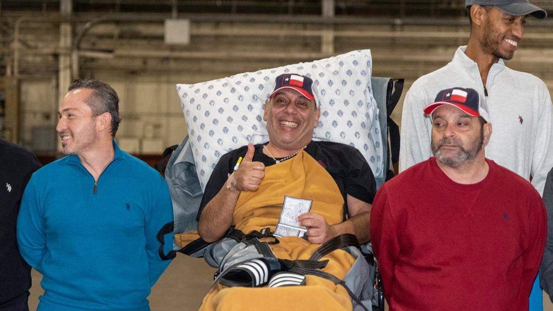 El Nuevo Herald: Exprisioneros estadounidenses demandaron a Maduro en Miami