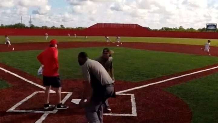 Tres inmigrantes fueron detenidos luego de balear a un entrenador de béisbol juvenil en Houston
