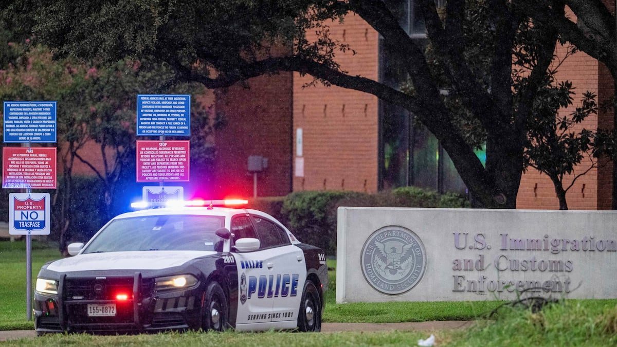 Uno de los migrantes baleados en tiroteo en centro de ICE de Dallas es venezolano