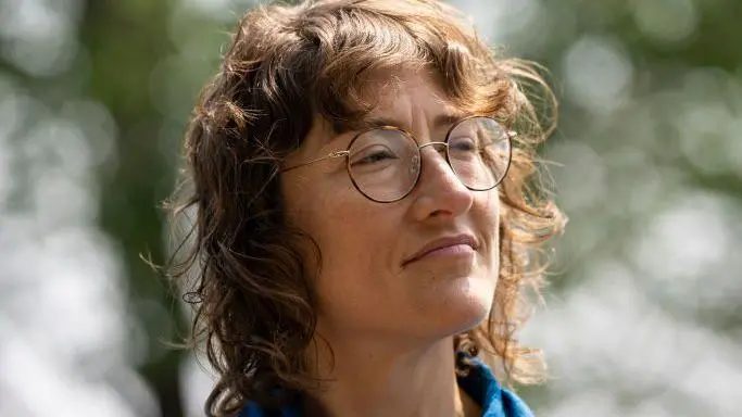 Quién es Christina Koch, la primera mujer que viajará a la Luna a bordo de la misión Artemis II