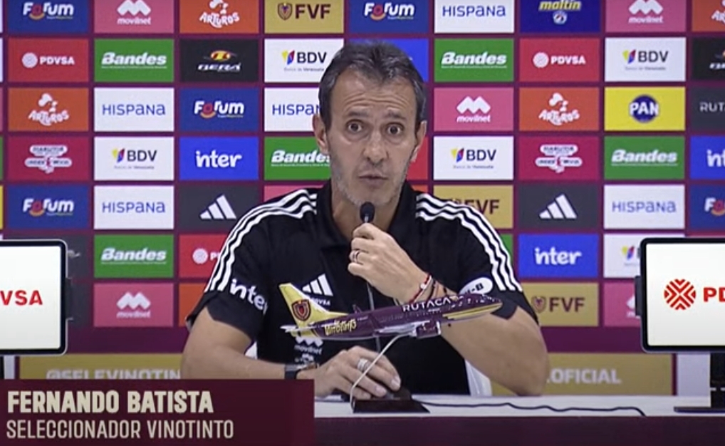 Fernando "Bocha" Batista no dio la cara a los medios tras vergonzosa derrota de la Vinotinto (VIDEO)