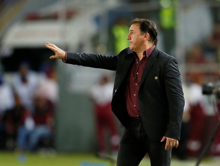Néstor Lorenzo, entrenador de Colombia, hizo una cruda radiografía del fútbol venezolano