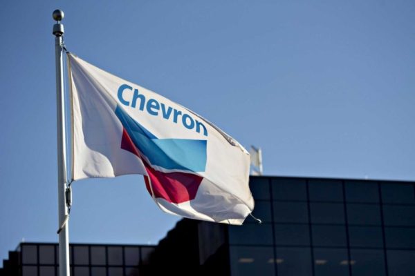 Bloomberg: Chevron avanza con envíos de crudo desde Venezuela pese a tensiones con EEUU