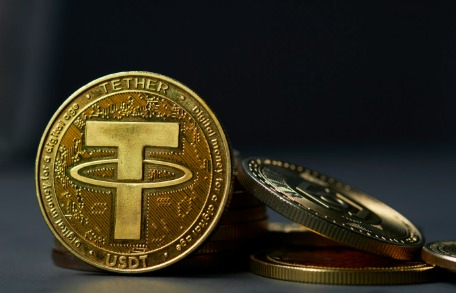 Pagos con Usdt en tiendas de Venezuela generan debate sobre su rentabilidad