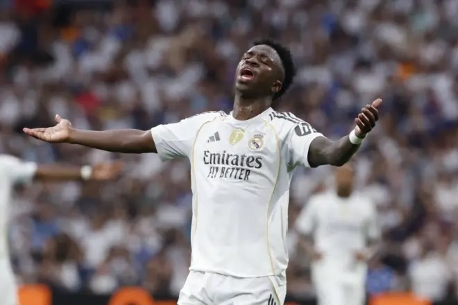 El bajonazo de oro de Vinicius Jr: de rozar la gloria a terminar fuera del top ten