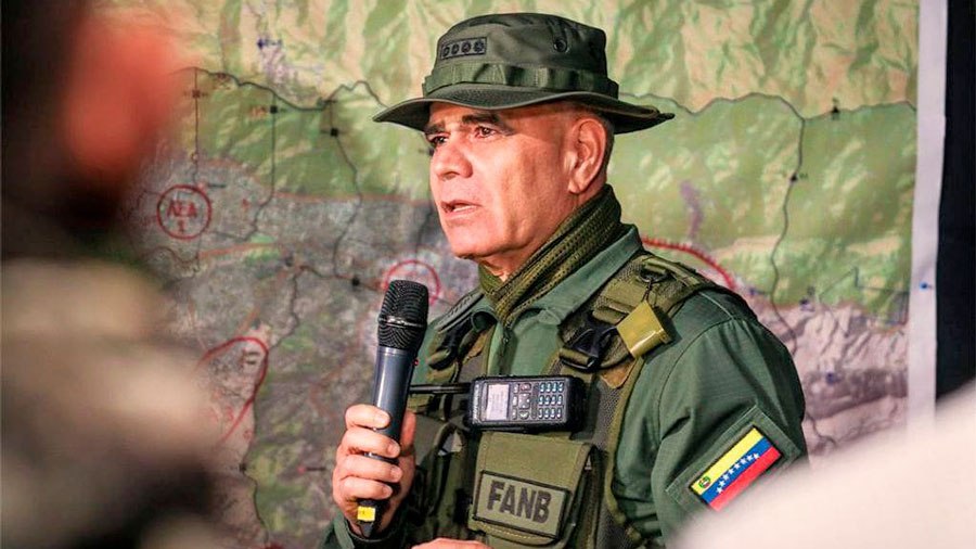 Padrino López afirmó que la maniobra militar en La Orchila fue "exitosa" ante la "amenaza" de EEUU