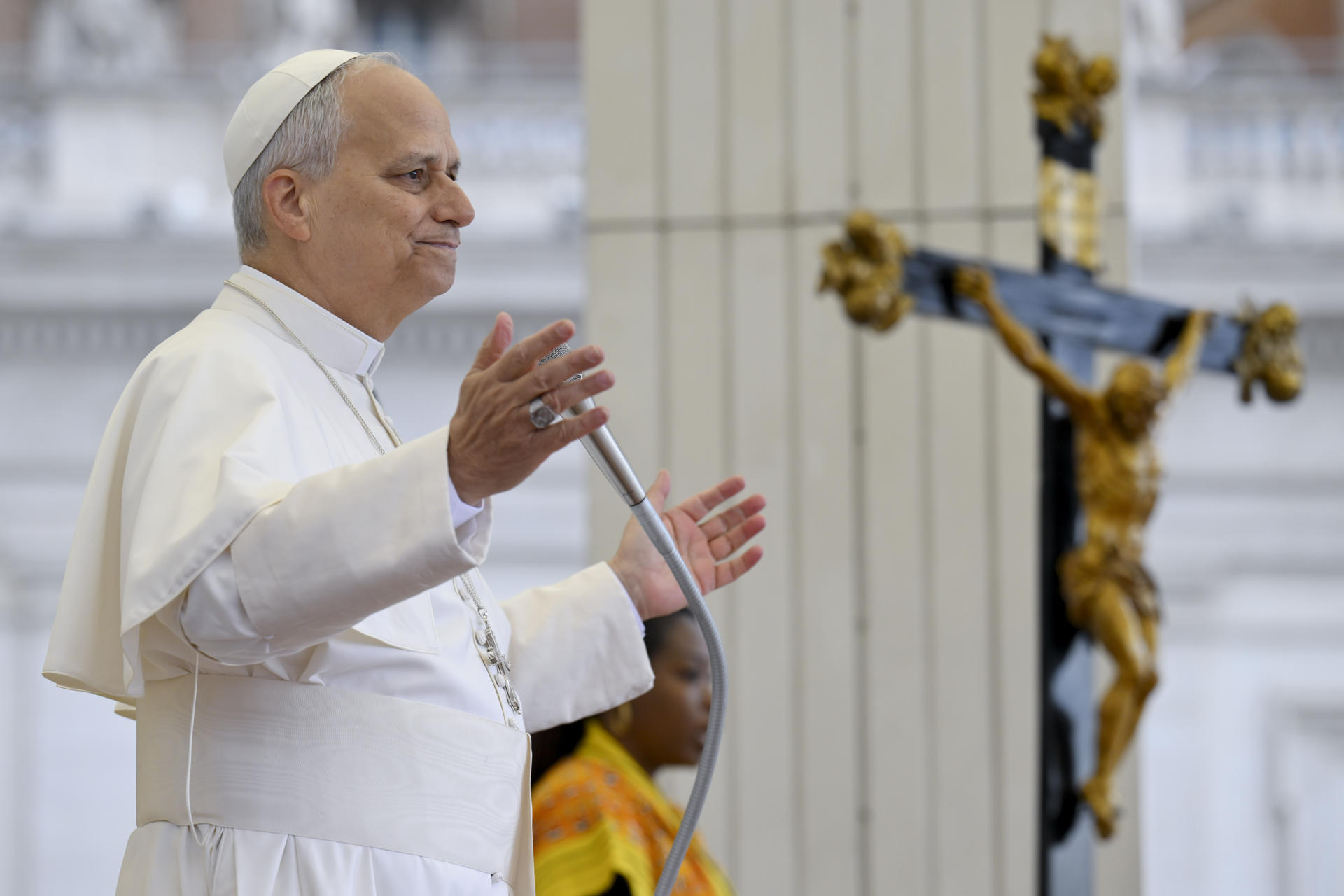 El papa León XIV instó a colaborar en la iglesia sin excluir a nadie para superar divisiones