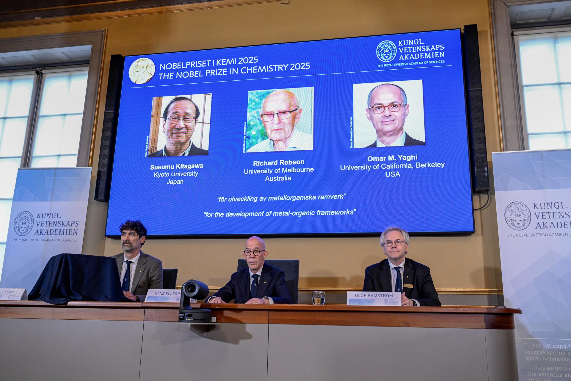 Tres científicos ganan el Premio Nobel de Química por desarrollar estructuras metal-orgánicas