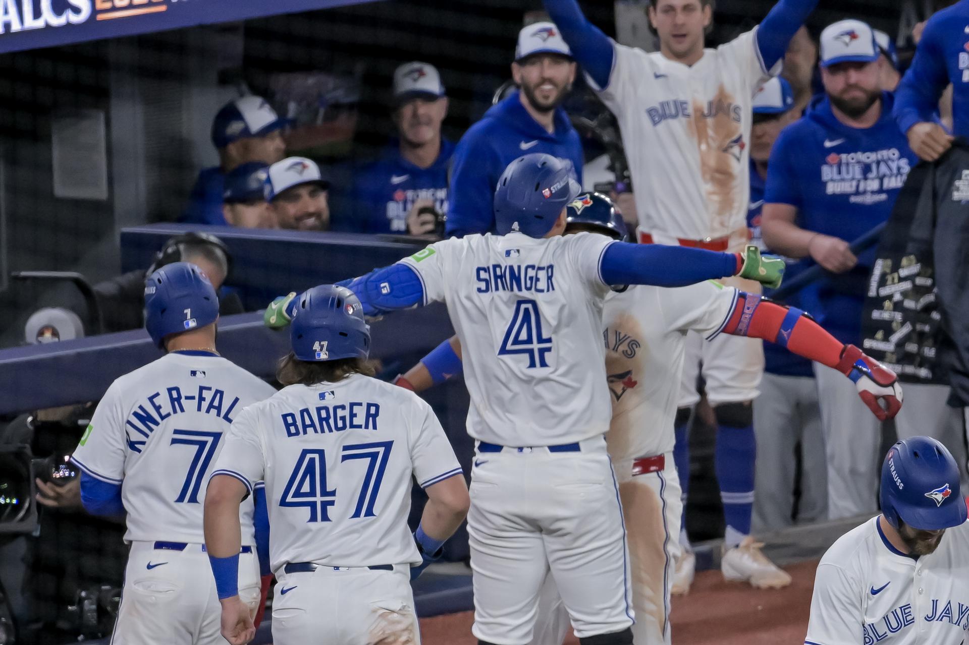 TABLAZO de tres carreras de George Springer llevó a los Azulejos a la Serie Mundial (VIDEO)