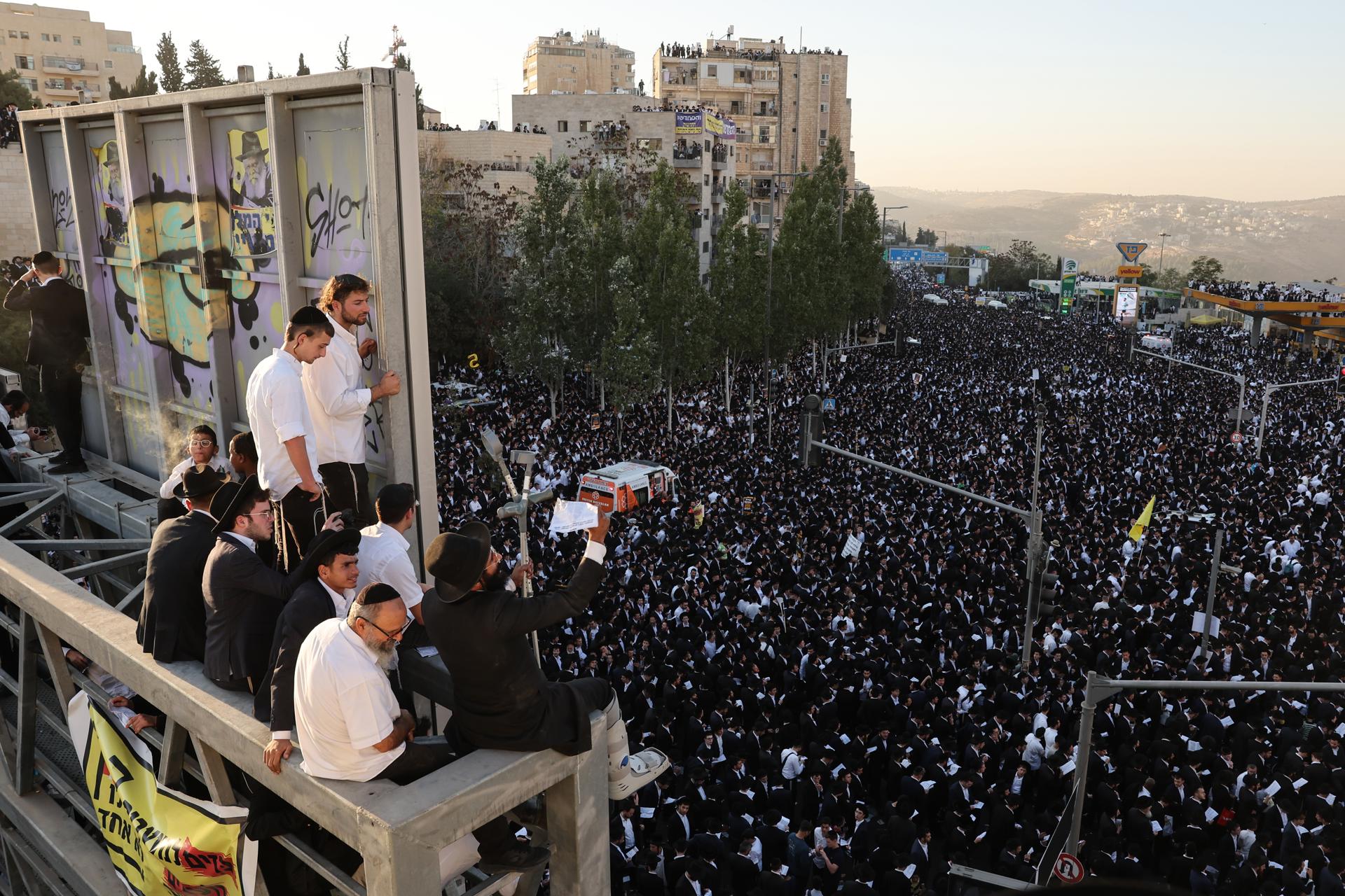 Ultraortodoxos toman Jerusalén contra el servicio militar obligatorio de Israel (FOTOS)
