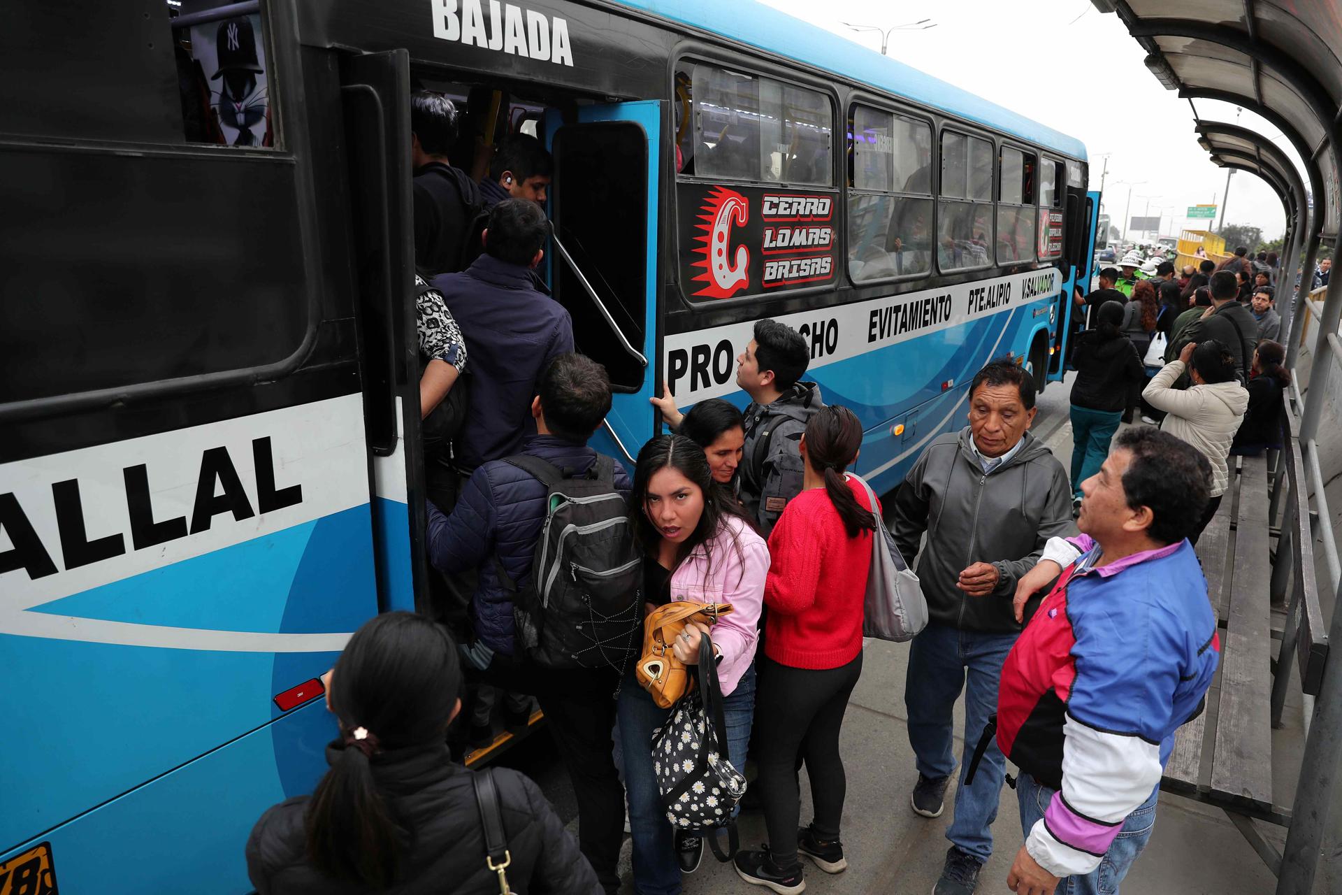 Dina Boluarte opinó que un paro no va a resolver el problema de la criminalidad en Perú