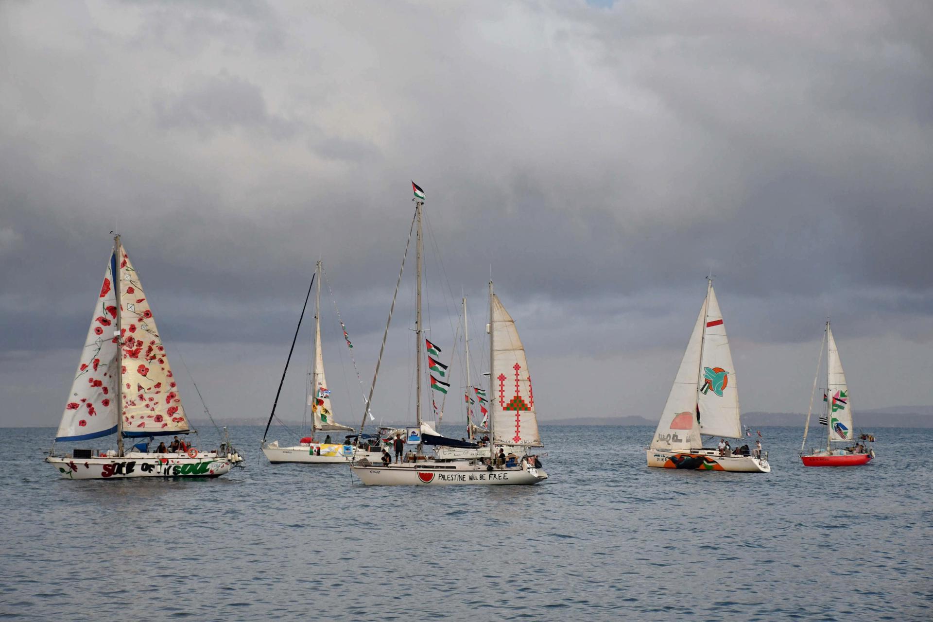 Pese a la intercepción de Israel, la Flotilla Sumud mantiene 30 barcos rumbo a Gaza