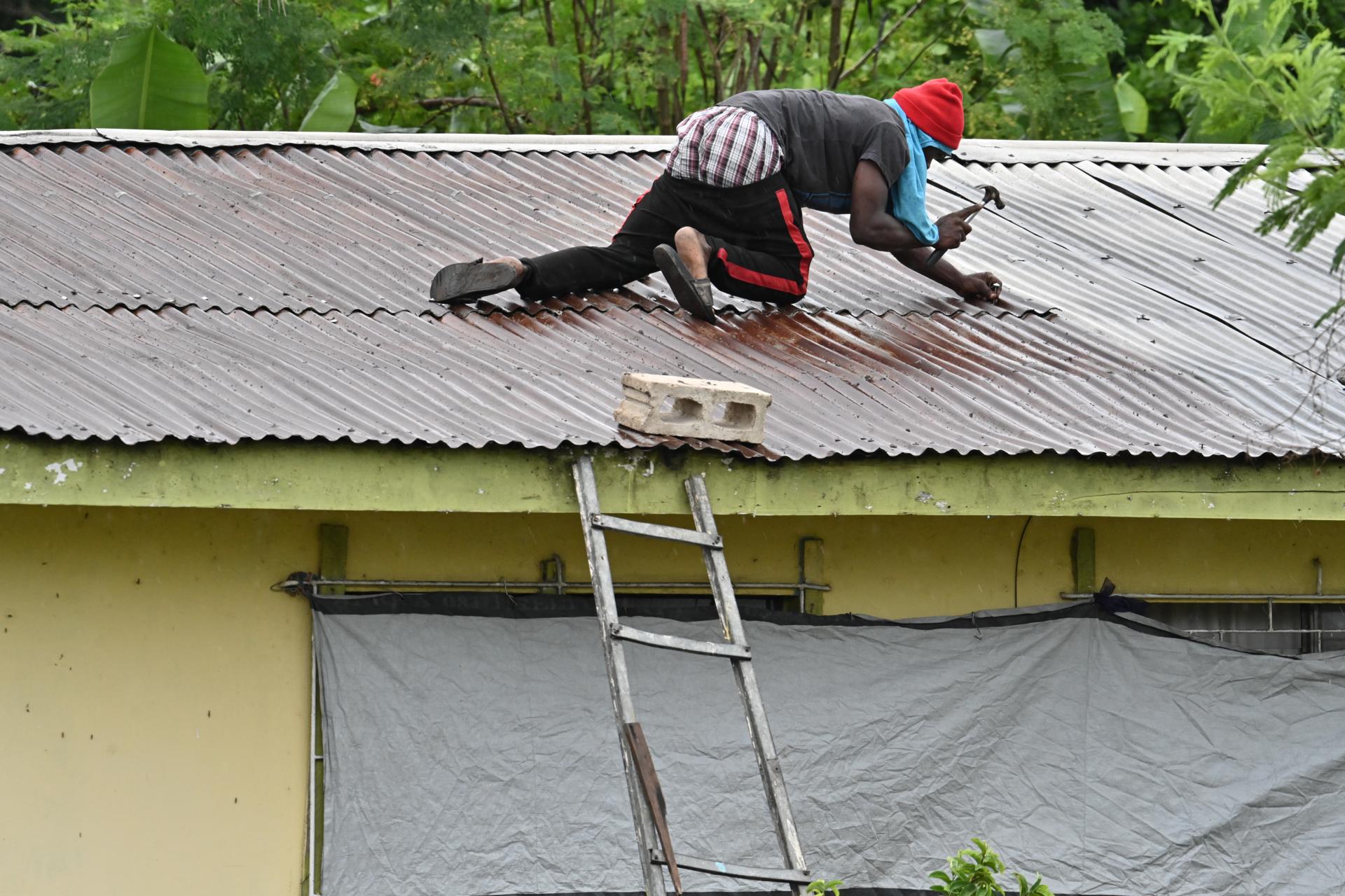 Huracán Melissa dejará al menos un millón y medio de afectados en su ruta por el Caribe