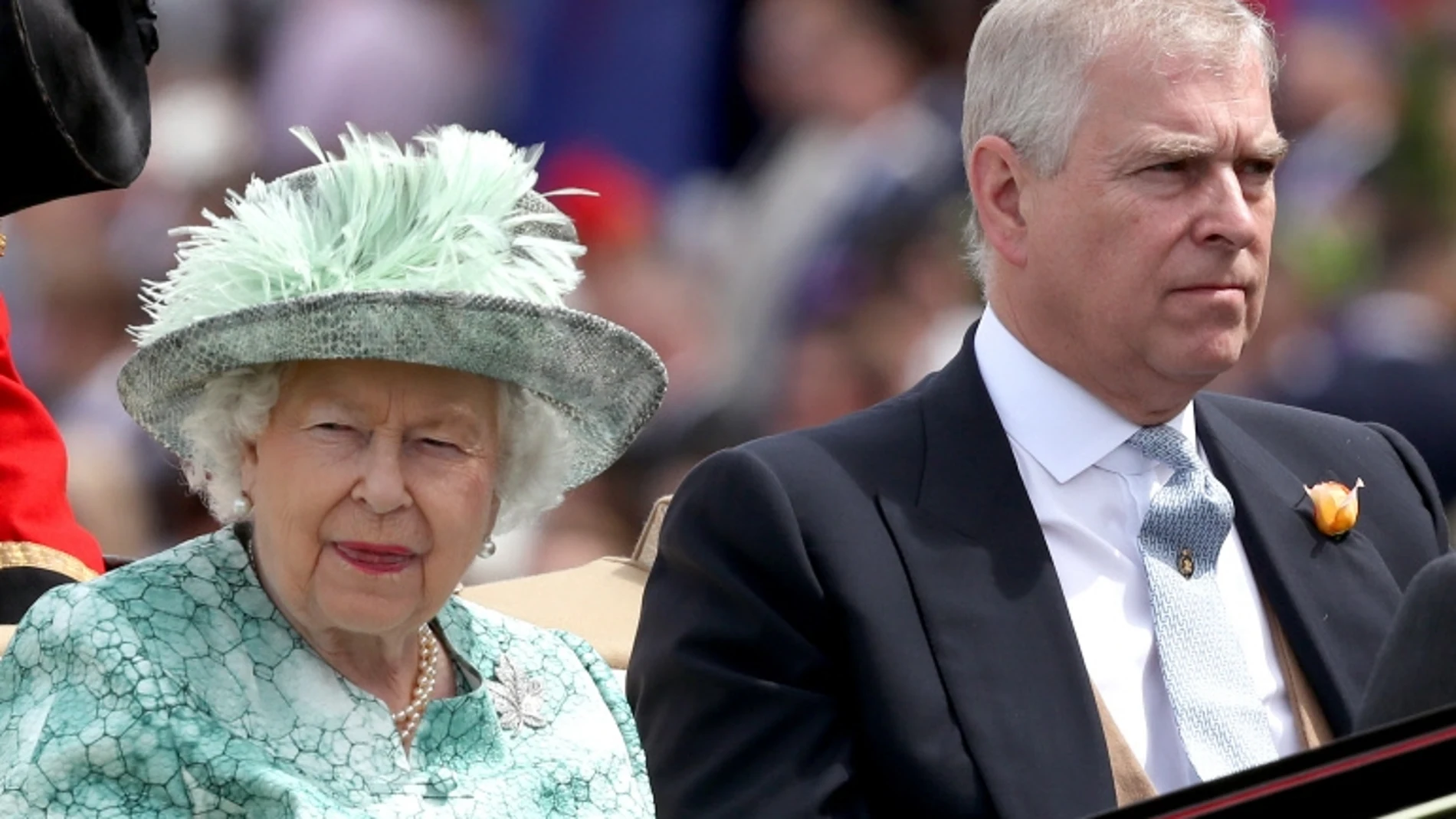 Lo que Isabel II sabía (y calló) sobre el caso del príncipe Andrés