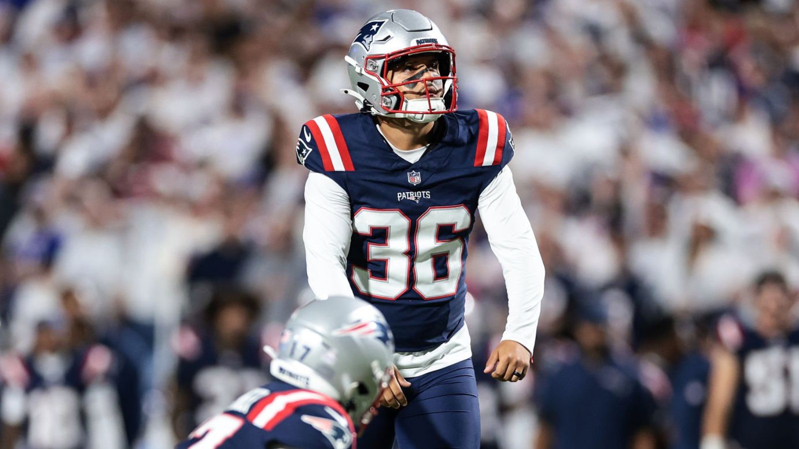 Venezolano Andrés Borregales, entre los latinos más destacados en la semana cinco de la NFL