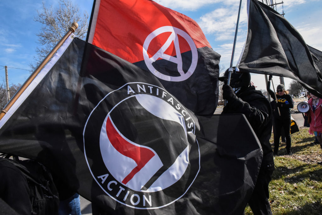 EEUU presentó primera acusación por terrorismo contra dos personas vinculadas con Antifa