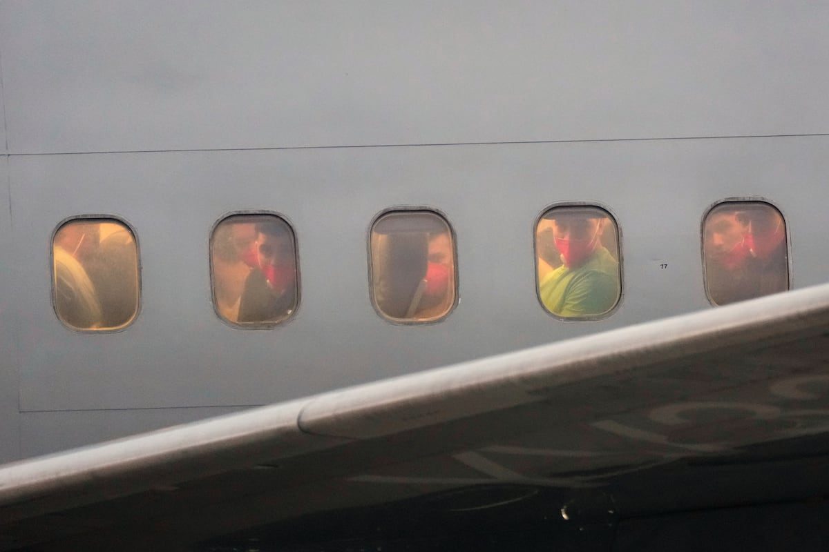 EEUU abre la puerta a la deportación de migrantes a sus bases militares en el extranjero