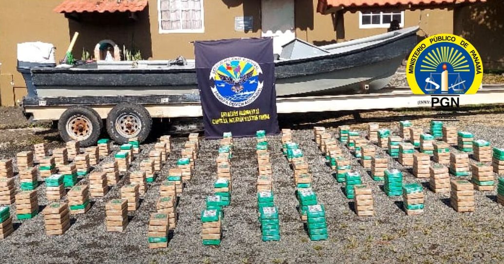Incautaron 510 kilos de droga en una lancha cerca de isla remota en Panamá