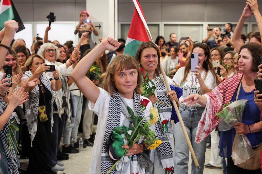 Tras ser deportada, Greta Thunberg dijo que Israel intenta eliminar a toda la población de Gaza