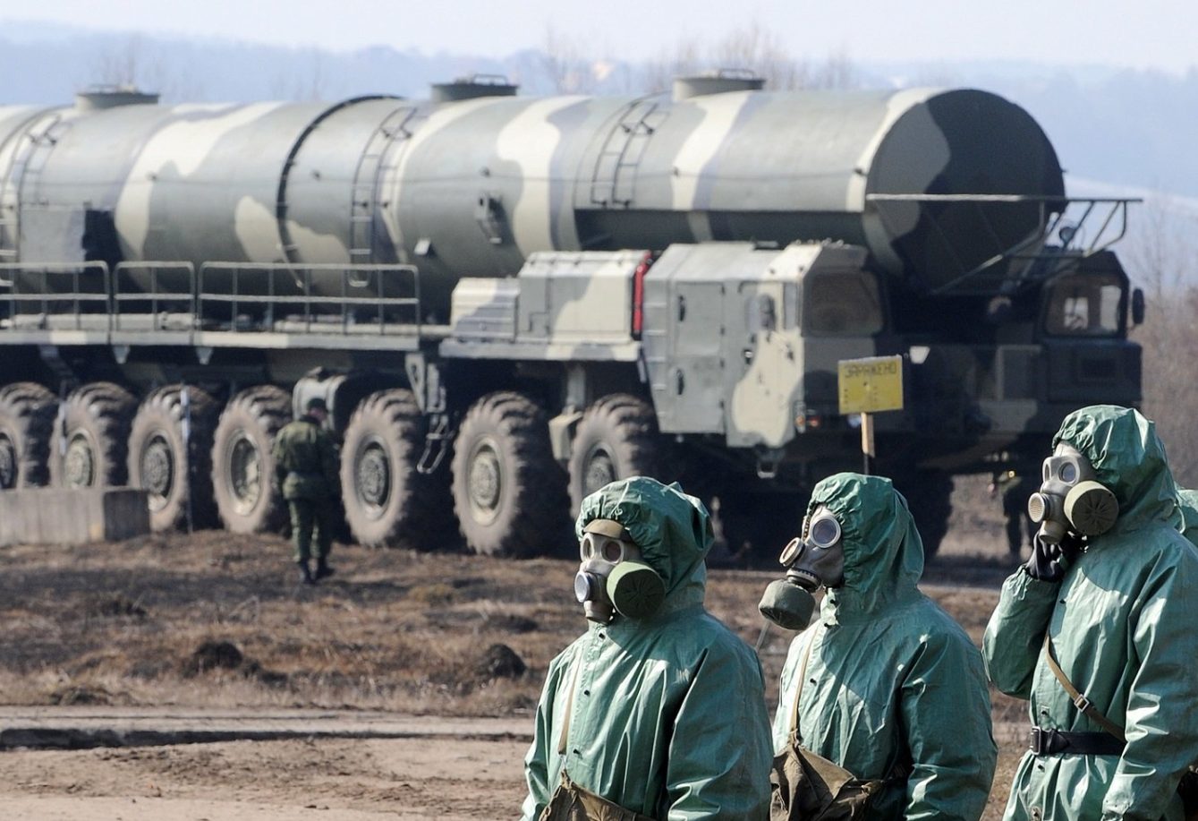 Putin dirigió ejercicios nucleares tras aplazamiento de la cumbre con Trump