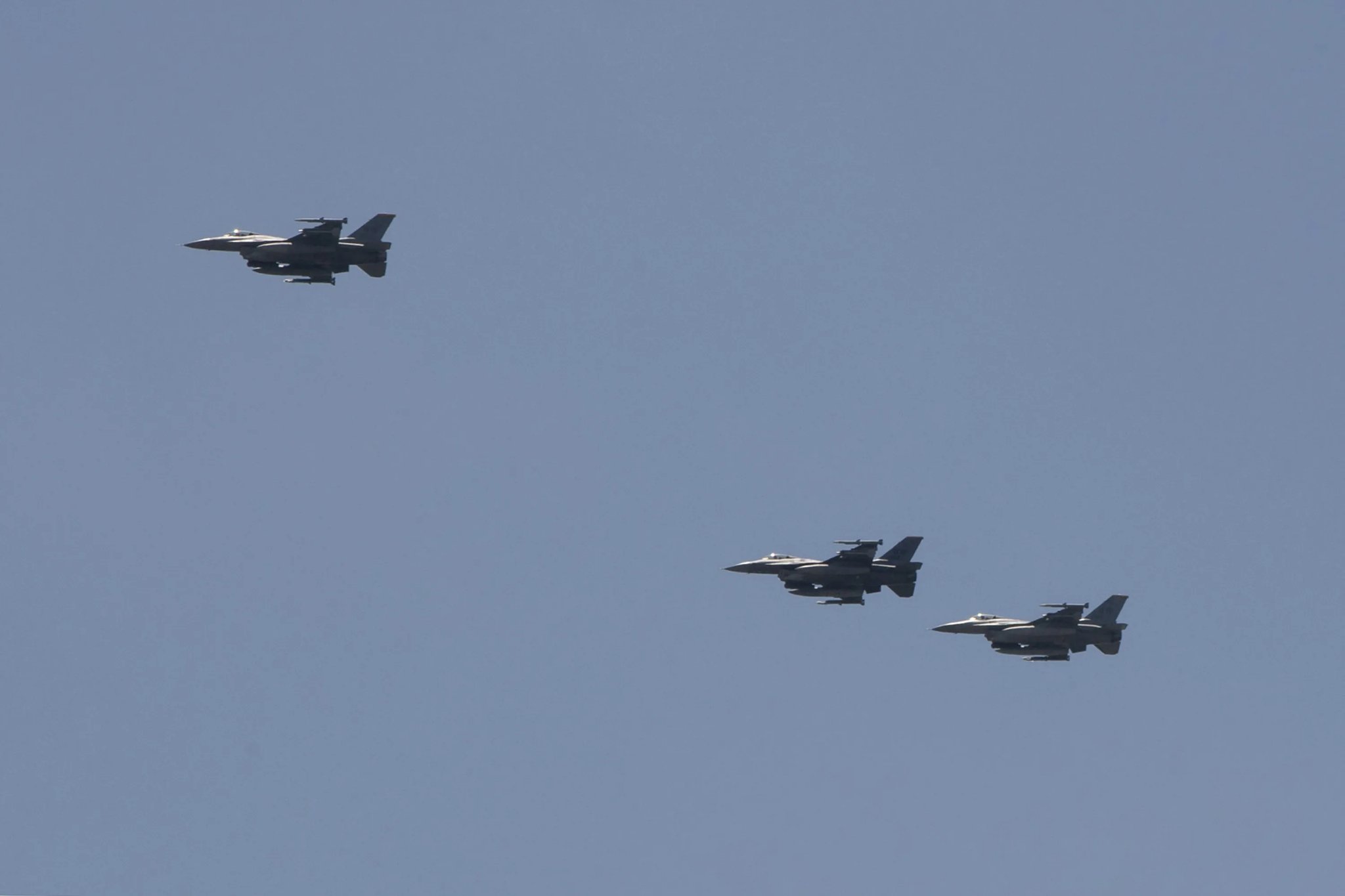Canciller cubano puso el grito en el cielo tras sobrevuelo de cazas F-35 cerca de Venezuela