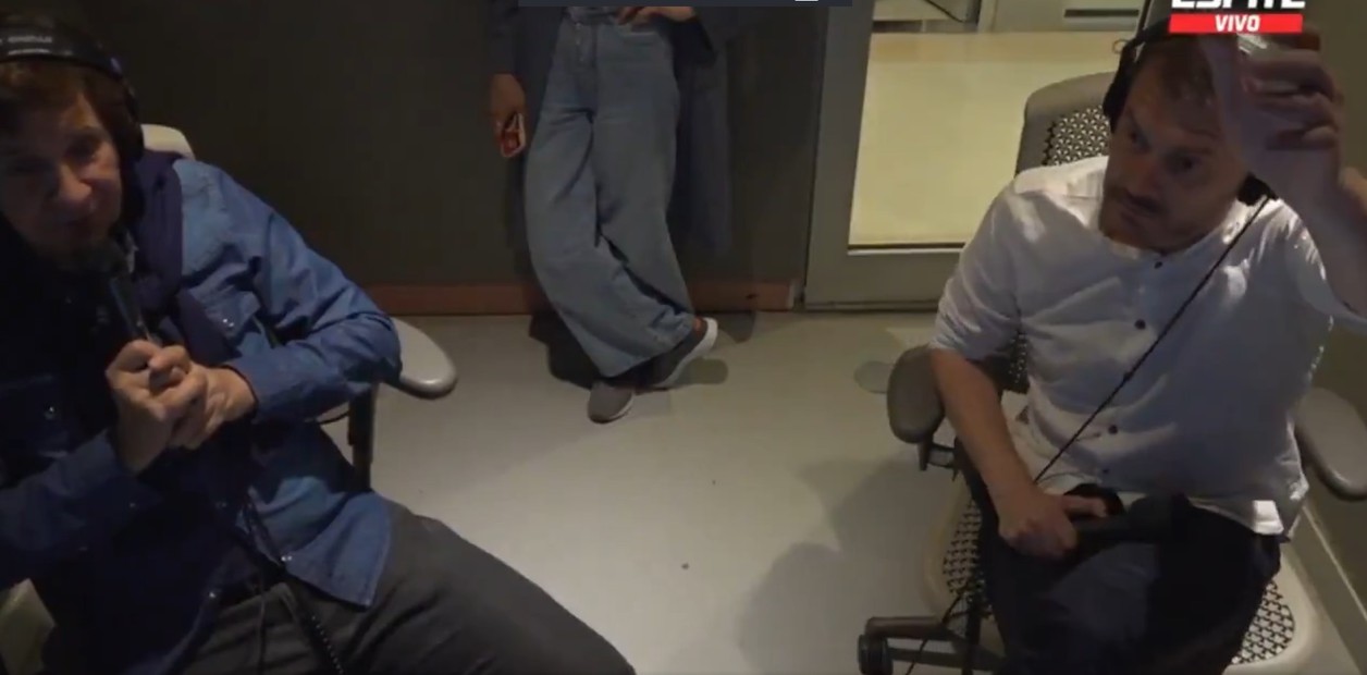 "¿Cómo les va?”, el error durante la transmisión de un partido de Champions que se volvió VIRAL