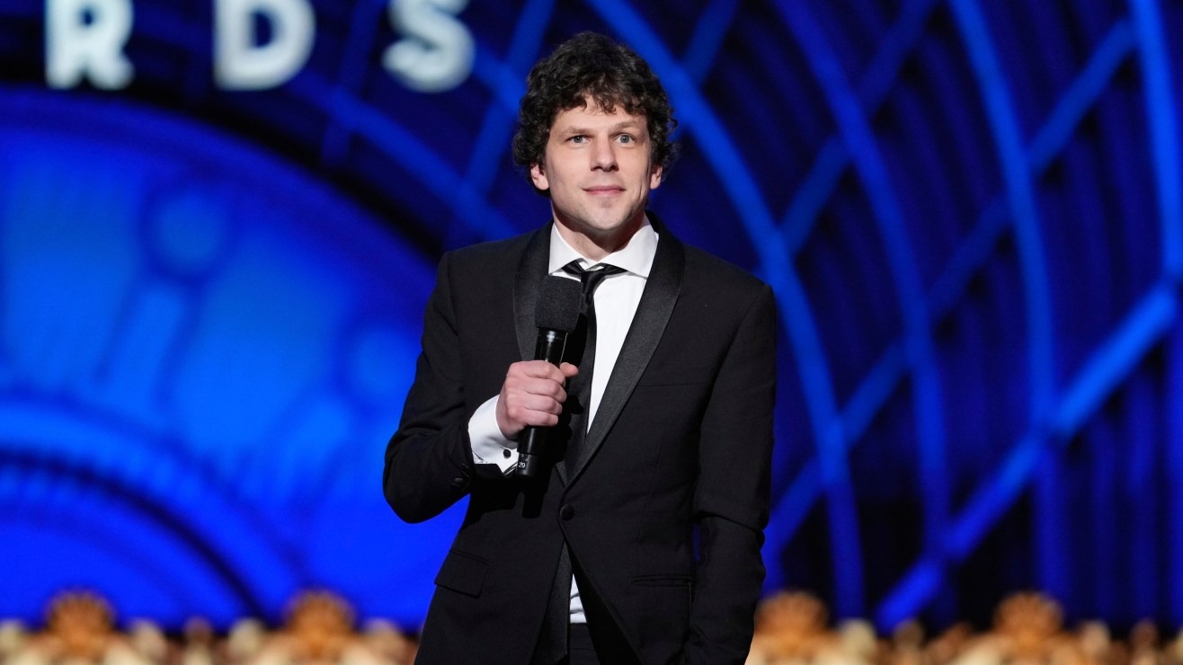 "Estoy muy emocionado de hacerlo": El actor Jesse Eisenberg donará un riñón a un desconocido