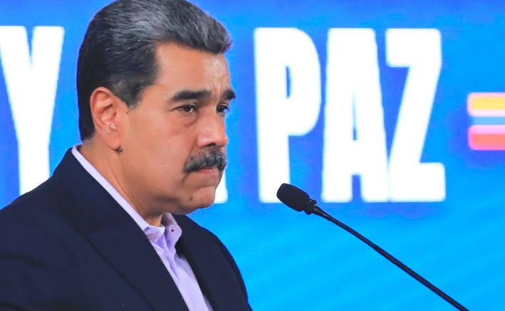 Maduro Calls for Unprecedented Mobilization to Defend Peace Against US Military Pressure
