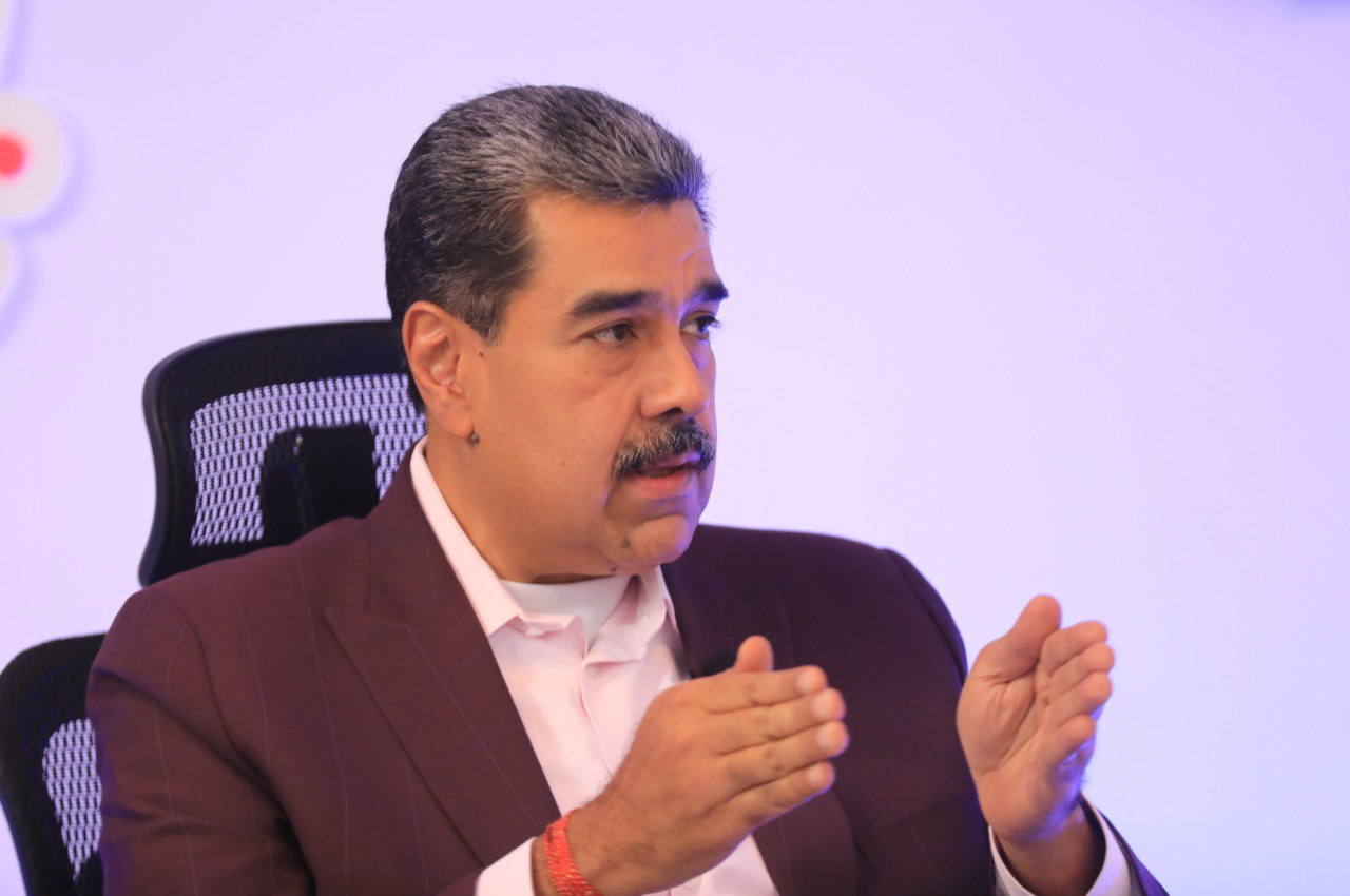 Maduro admitió haber enviado carta al Vaticano para pedir apoyo ante "amenaza" de EEUU