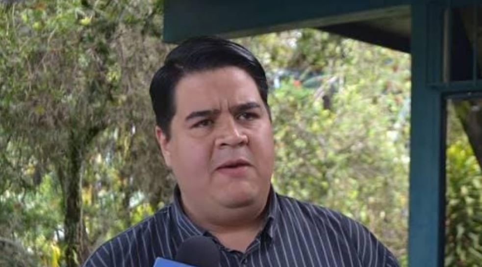 Imputan por terrorismo e instigación al odio al doctor Pedro Fernández en Mérida