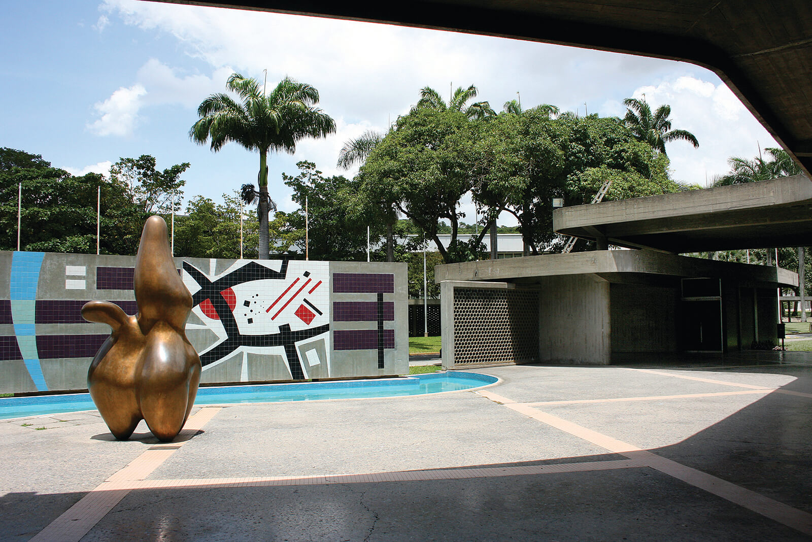 Profesores universitarios afirman que “el mayor escalafón no recibe ni 40 dólares de aguinaldo”