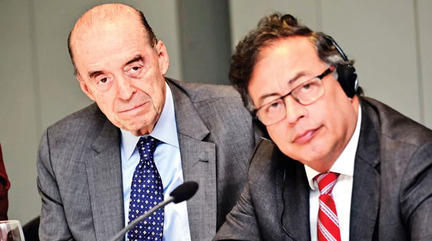 Álvaro Leyva denunció nuevamente a Gustavo Petro ante fiscal de EEUU por sus “arengas” en New York contra Donald Trump