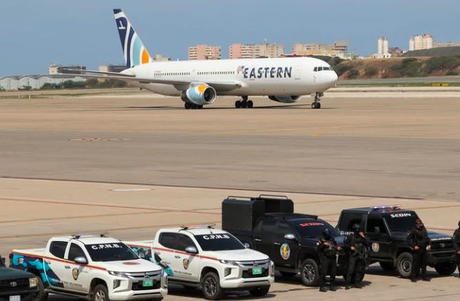 Aterrizó en Maiquetía un nuevo vuelo con más de 200 venezolanos deportados de EEUU