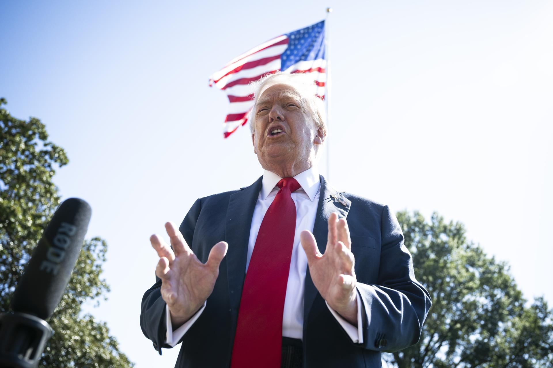 “El mar está vacío”: Trump dijo que evalúan cuál será la “fase dos” contra el narcotráfico en el Caribe (VIDEO)