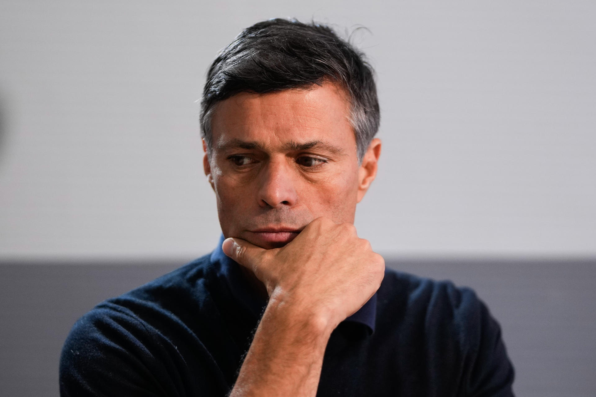 Leopoldo López se pronunció contra el saqueo chavista a la vivienda de su familia