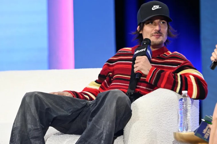 Danny Ocean Connects with Venezuela Through Music at Billboard Forum