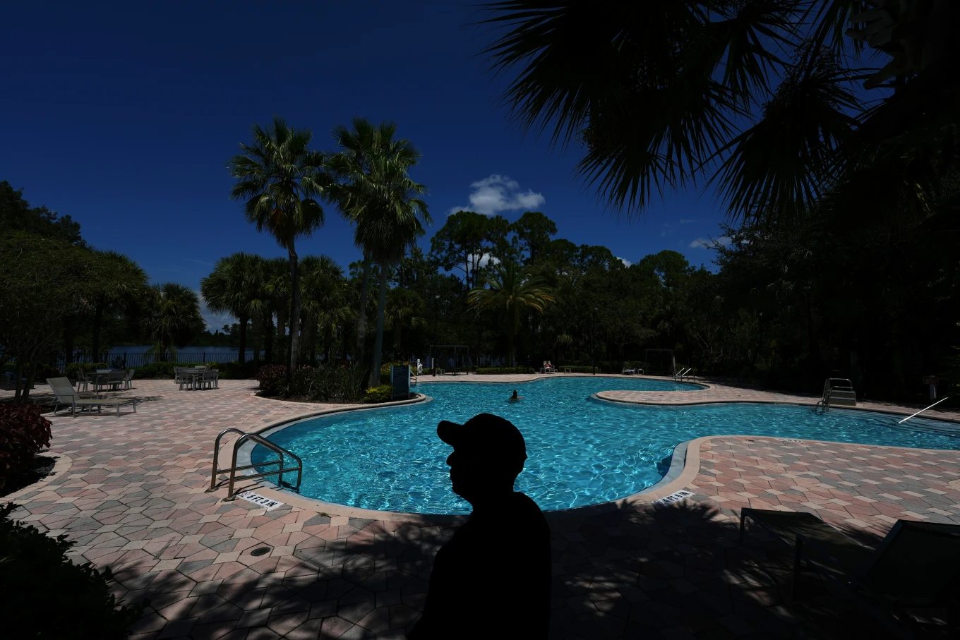 La afluencia de inmigrantes impulsó la economía de Orlando, pero muchos ahora temen ser detenidos