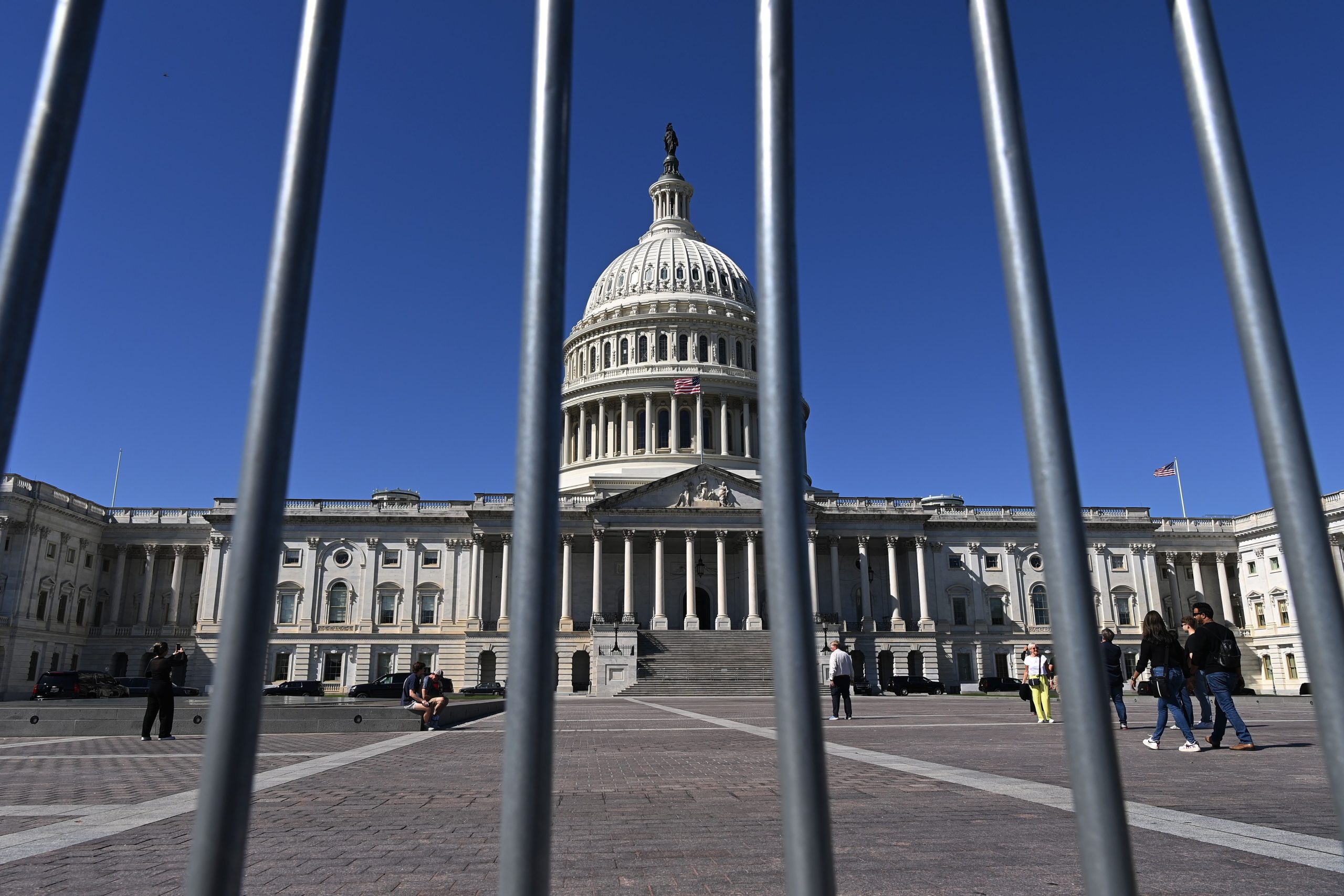 Representante de California admitió por qué los demócratas forzaron el cierre del Gobierno