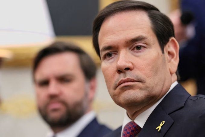 Rubio calificó de "peligrosa" resolución de demócratas que busca frenar ataques militares en el Caribe