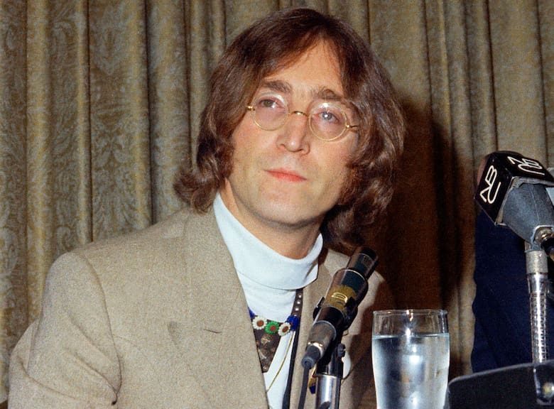 A 45 años del crimen, asesino de John Lennon finalmente reveló la razón que lo llevó a disparar