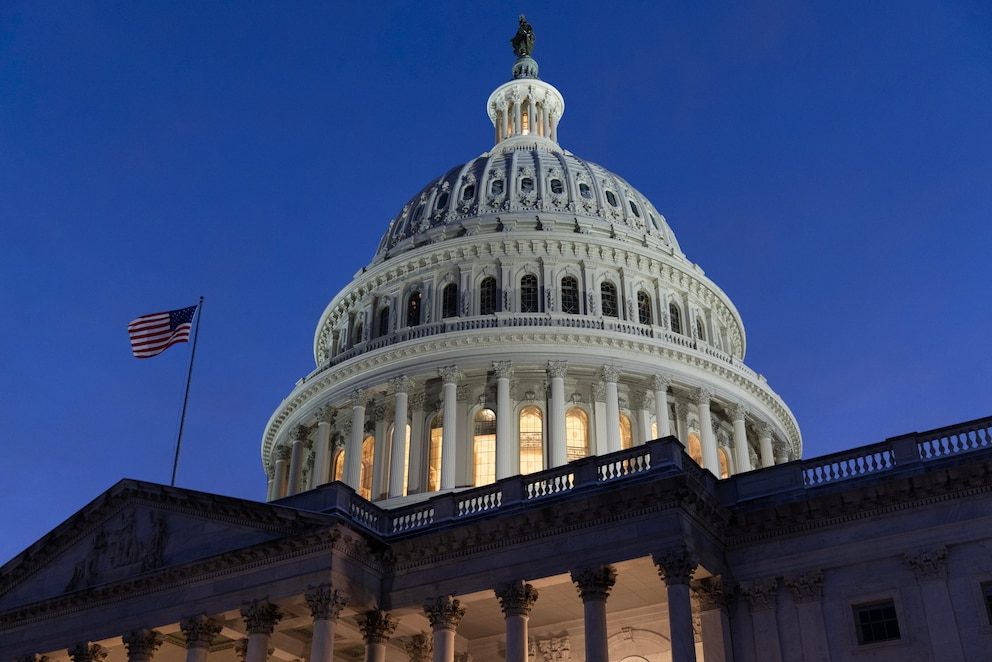 Senado de EEUU aprobó anular los aranceles globales impuestos por Trump