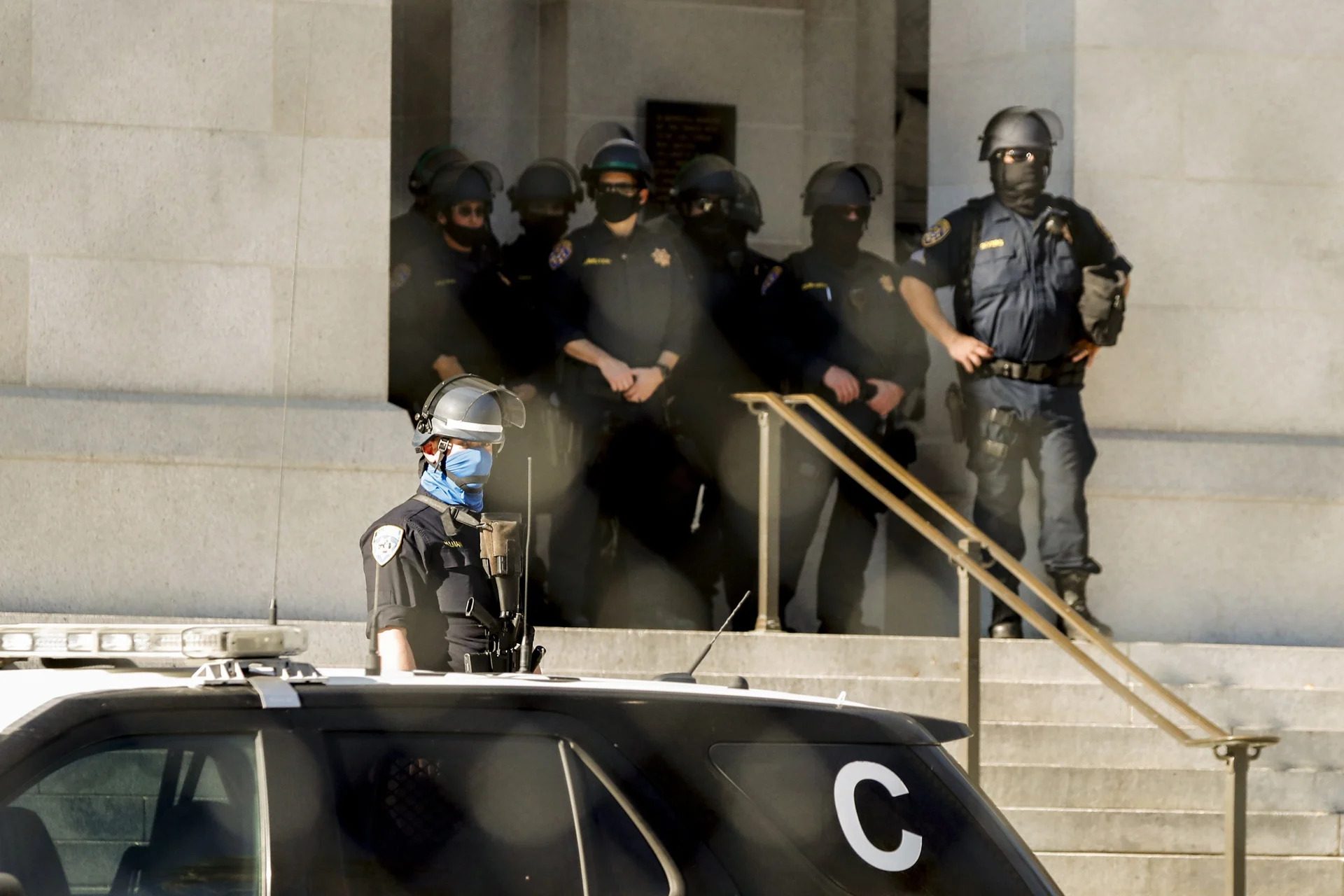 EEUU detuvo a 14 agentes policiales tras vincularlos con el narcotráfico