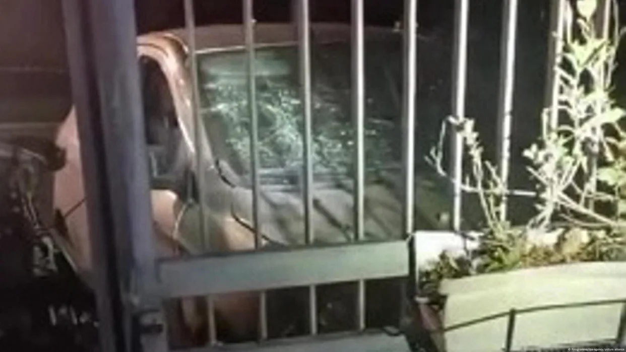 Un periodista italiano denuncia la explosión de su carro durante la noche como una amenaza