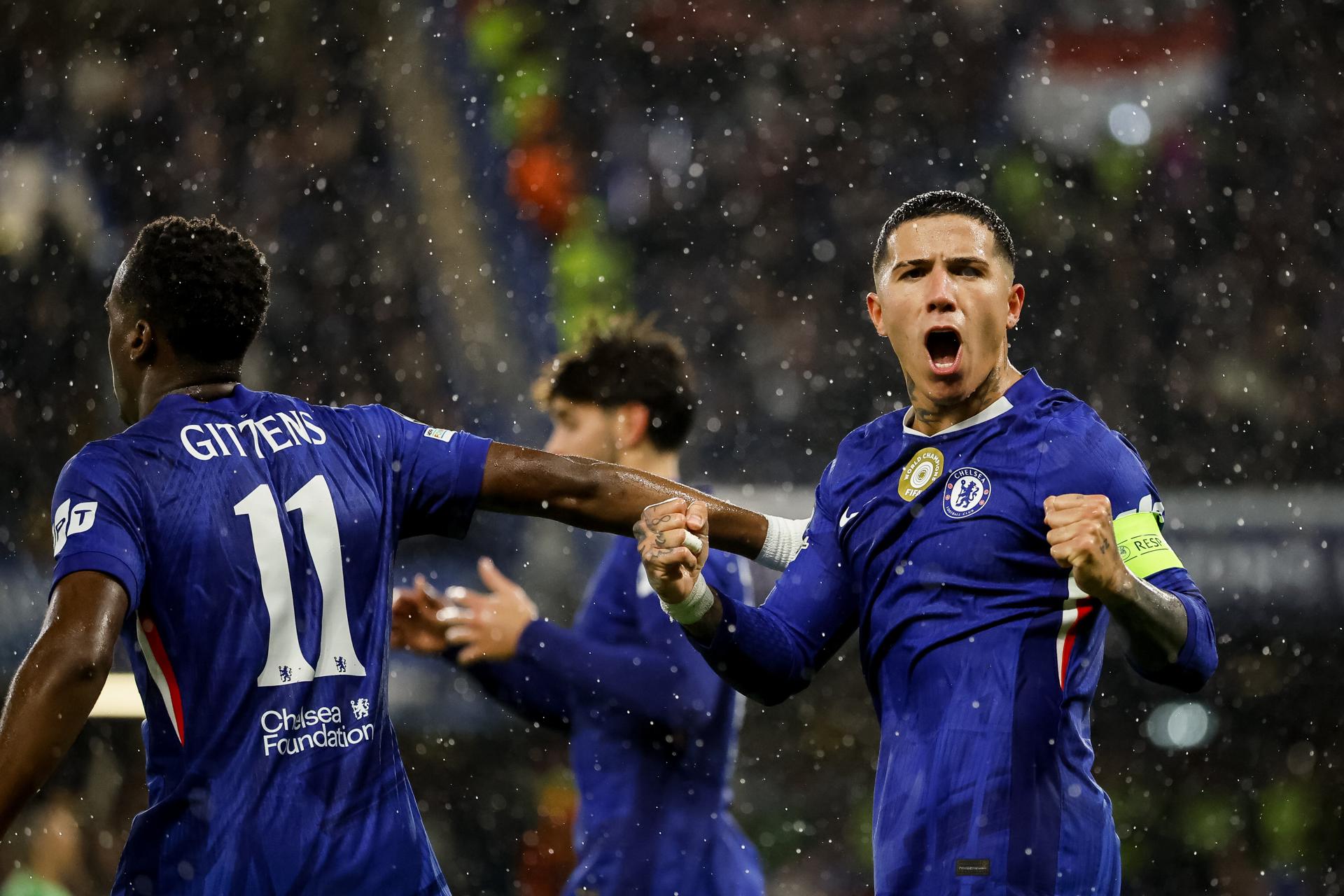 Chelsea pulverizó al Ajax con goleada para mantener el pulso en la Champions League