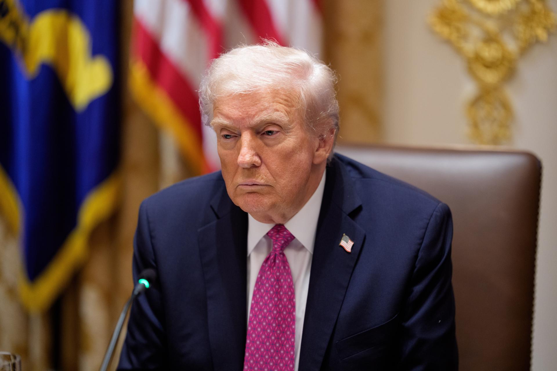 Trump volvió a criticar a España por su gasto en defensa en la Otan