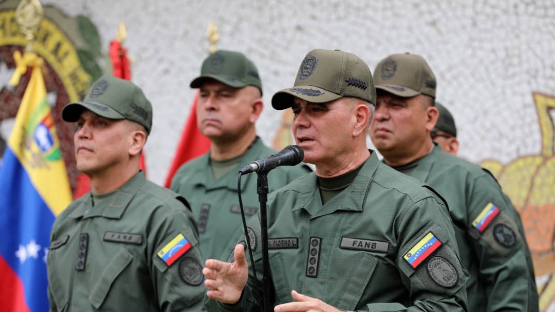 "No se equivoquen": Padrino López lanzó amenaza ante despliegue militar de EEUU en Trinidad y Tobago